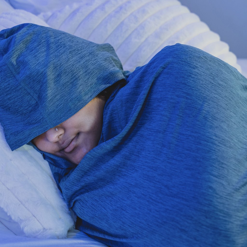 Hooded Sleep Nest